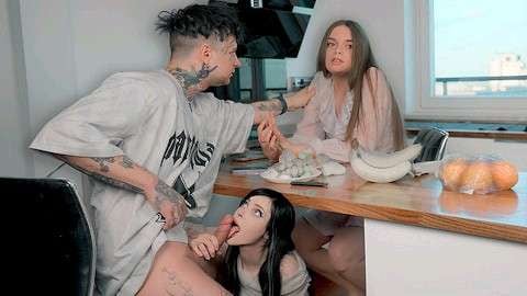 我男朋友在我面前上了我最好的朋友而我却没发现