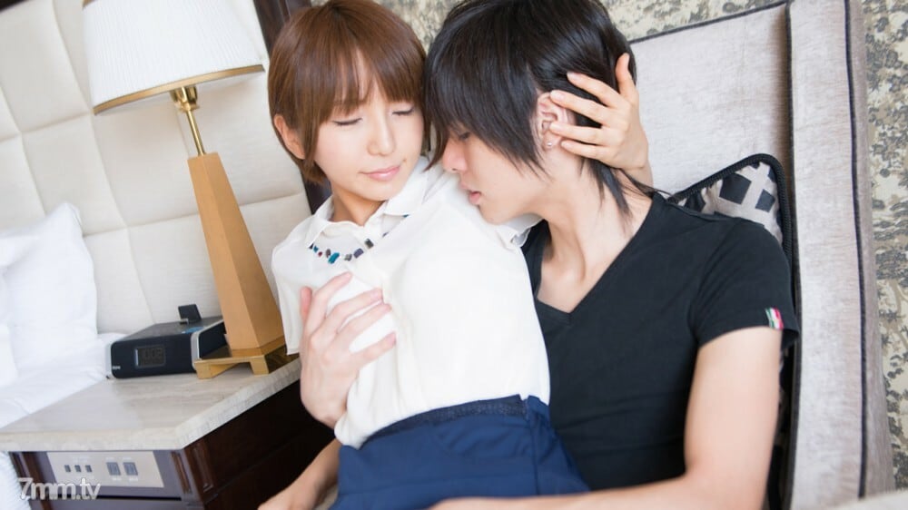 326-AYUMI-01害羞的女孩攻击的HAyumi
