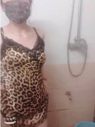 【抖音福利】风骚熟女【小阿姨】【丈母娘】自慰掰穴