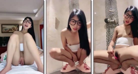 【康妹】高颜值呆萌眼镜妹 大尺度收费秀看得鸡巴邦硬 喜欢眼镜妹的不要错过 (3)